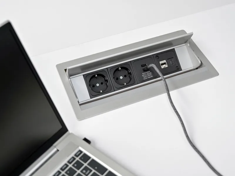 Designing a Power‑User AI Workstation That Dominates 2026