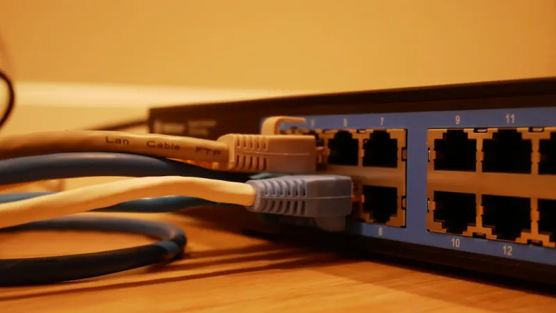 Building a 2026‑Ready Home Network for Power Users