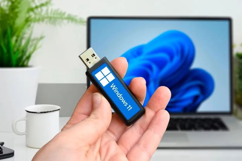 WIndows 11 Bootable USB